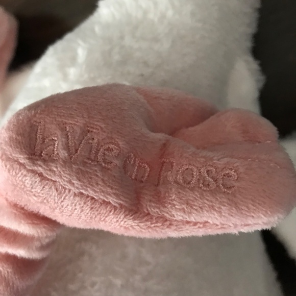 New La Vie en Rose Duck Plush Toy Stuffed Animal Snow White Pink - Picture 4 of 7